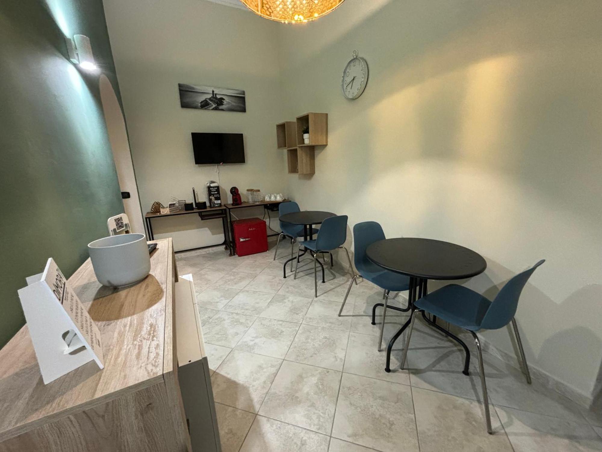 Dimora71 Bed & Breakfast Napoli Bagian luar foto